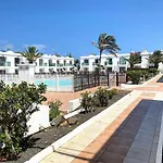 Apartment Ocean Pool View & Wifi By Irent Fuerteventura